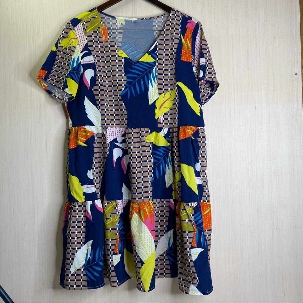 Unbranded Women’s Short Sleeve V-Neck Casual Tiered Colorful Dress Size Large
